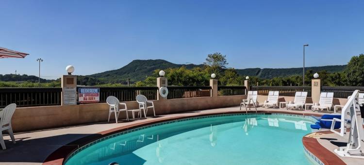 特劳特维尔凯艺酒店-罗阿诺克北(Quality Inn Troutville - Roanoke North)图片