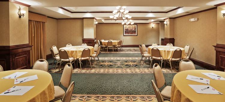 智选假日套房酒店麦卡莱斯特 by IHG(Holiday Inn Express & Suites MCALESTER by IHG)图片