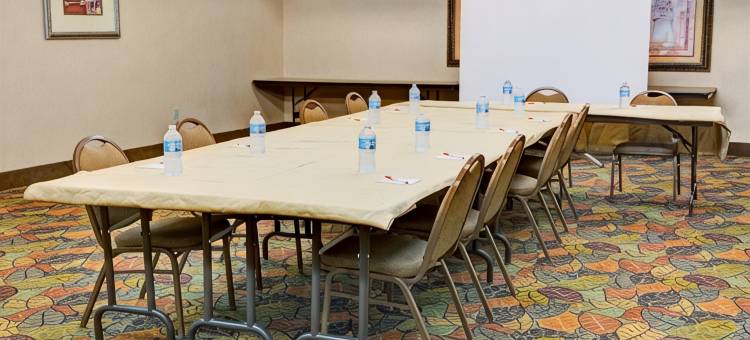 奥兰多机场北拉昆塔温德姆套房酒店(La Quinta Inn & Suites by Wyndham Orlando Airport North)图片