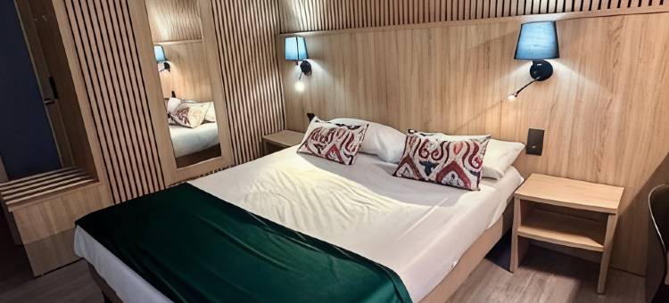 格拉瓦德酒店(Logis Hotel les Gravades Ussel)图片