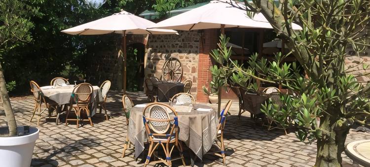 佛姆奥克斯比齐斯酒店(La Ferme Aux Biches)图片