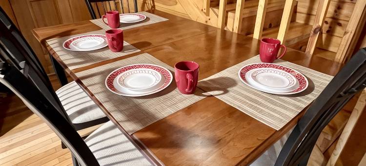 Fishing Fun! Corn Hole-Wifi-Hot Tub-Picnic Table-Relax and Play! Easy Roads图片