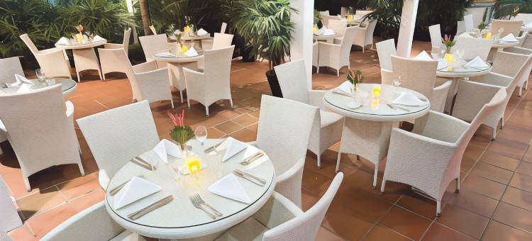 凯恩斯市中心华美达酒店(Ramada By Wyndham Cairns City Centre)图片