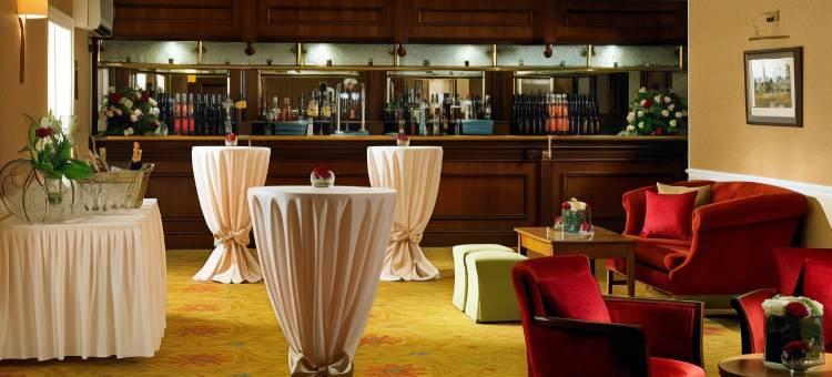 霍林斯霍尔酒店及乡村俱乐部(Hollins Hall Hotel, Golf & Country Club)图片