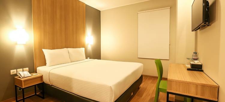 日惹奇特拉瑞姆图古酒店(Hotel Citradream Tugu Yogyakarta)图片