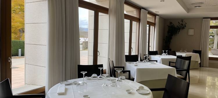 普韦布拉德萨纳夫里亚旅馆(Parador de Puebla de Sanabria)图片