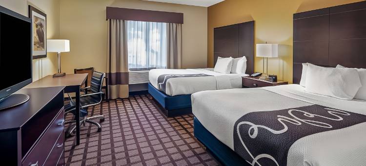 北那不勒斯博尼塔斯普林斯拉昆塔温德姆套房酒店(La Quinta Inn & Suites by Wyndham Bonita Springs Naples N.)图片