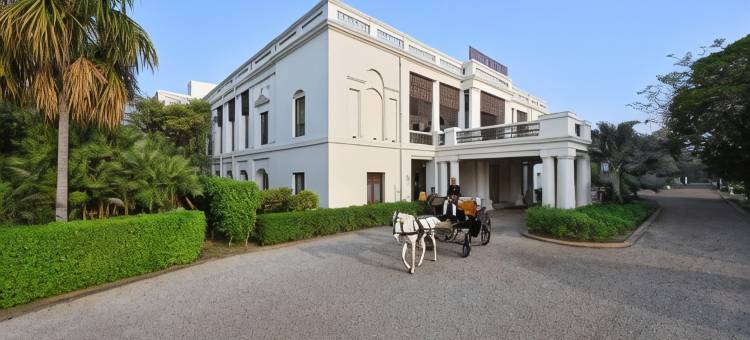 纳德萨泰姬酒店&度假村(Taj Nadesar Palace)图片