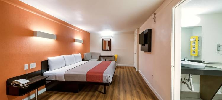 法默斯布兰奇6号汽车旅馆(Motel 6 Dallas, TX - Farmers Branch)图片