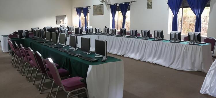 阿鲁阿白城堡酒店(White Castle Hotel Arua)图片