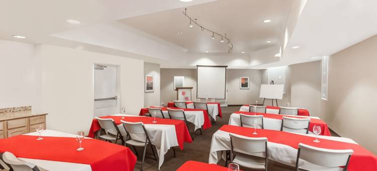 维克托维尔浩枫温德姆公寓(Hawthorn Suites by Wyndham Victorville)图片