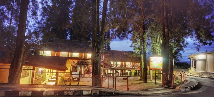 图图潘杜湖滨酒店(Hotel Pandu Lakeside Tuktuk)图片