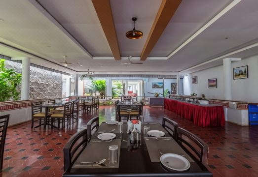 Kstdc Hotel Mayura Bhuvaneshwari Kamalapur Hotel Overview