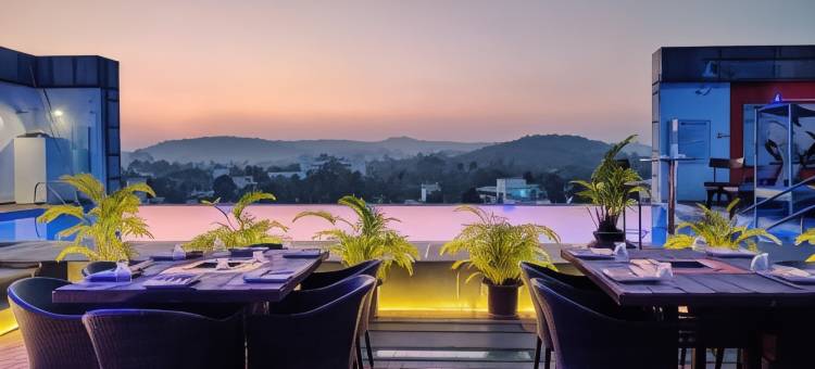 浦那瑞米格兰德spa酒店(Ramee Grand Hotel and Spa, Pune)图片