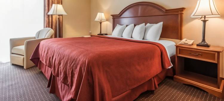 对面会议中心凯艺套房酒店(Quality Inn & Suites Conference Center Across from Casino)图片