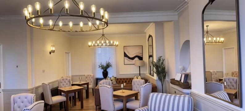 埃得库姆比旅馆(The Edge of the Beach Formally the Edgcumbe Hotel)图片