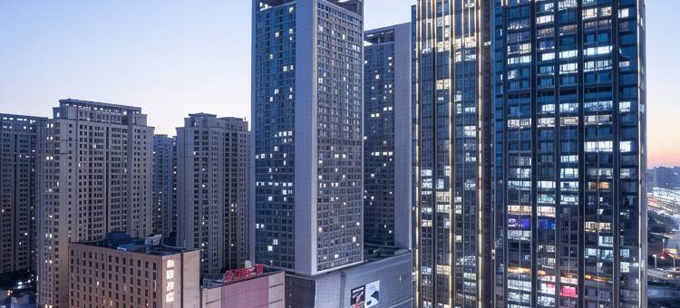 悦赏·云端公寓(沈阳奥体万达店)图片