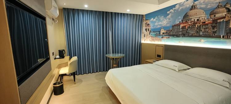 春悦汇景酒店(东湖公园店)图片