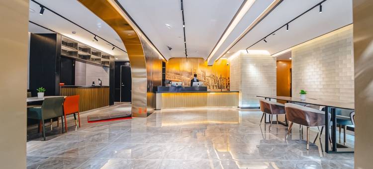 吉泰臻选酒店(上海人民广场地铁站店)图片