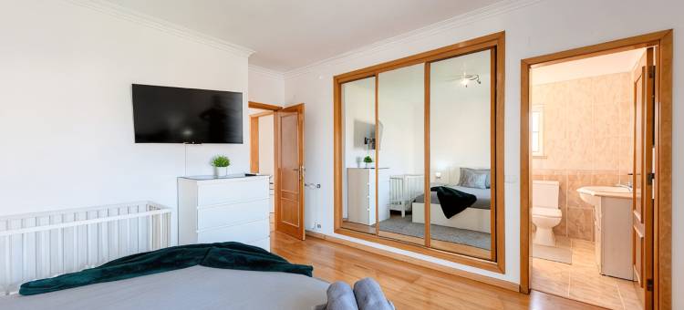 7min to the beach & 23min to Lisbon city, offering convenience & coastal charm图片