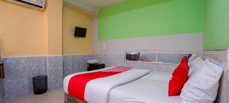 OYO 90158 独立先锋伦多西斯酒店(OYO 90158 Hotel Lendosis Perintis Kemerdekaan)图片