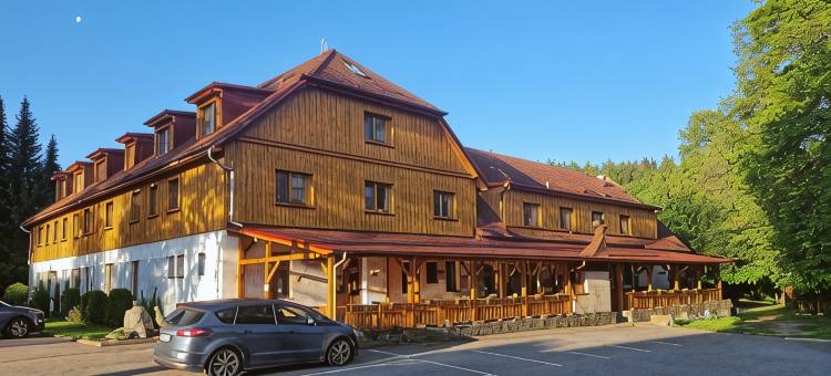 拉德辛啤酒厂气球酒店(Balónový Hotel a Pivovar Radešín)图片