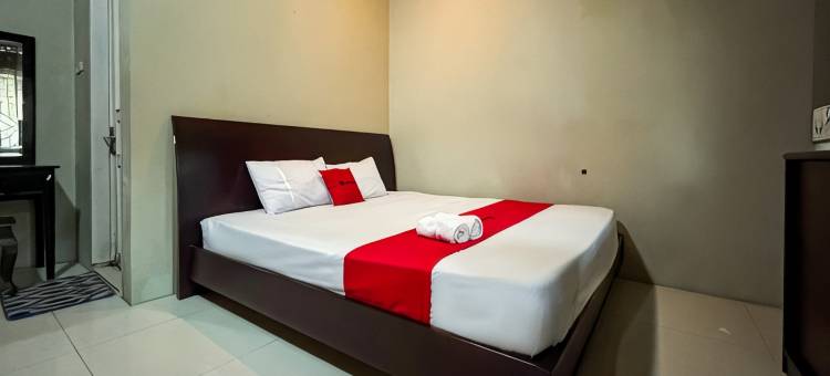 Sukabumi 红多兹家庭旅馆 Gor Icuk Sugiarto(RedDoorz at Gor Icuk Sugiarto Sukabumi)图片