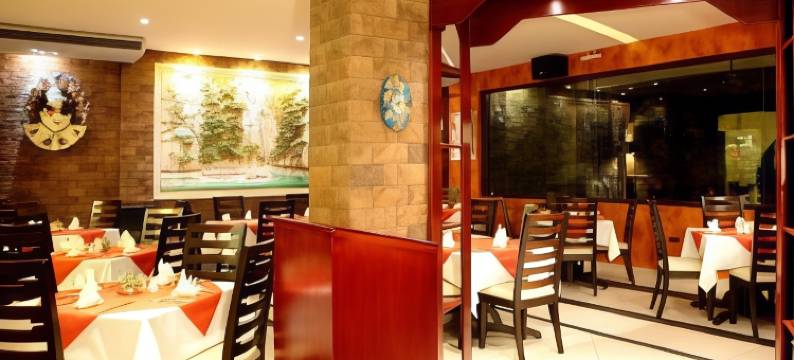 皇后酒店(Queens Hotel Angeles City)图片