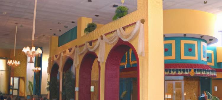 阿尔伯克基市中心温德姆华美达酒店(Ramada Plaza by Wyndham Albuquerque Midtown)图片