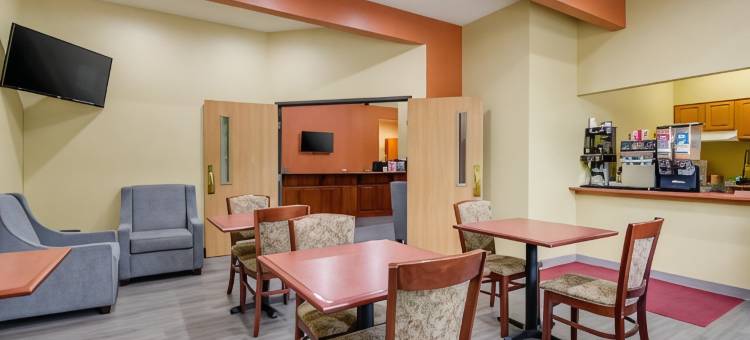 独立镇美洲最佳价值套房酒店(Americas Best Value Inn and Suites Independence)图片