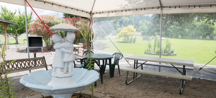 露珠旅馆(Dew Drop Inn)图片