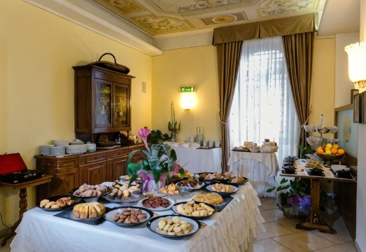 Hotel Pace Hotel Overview