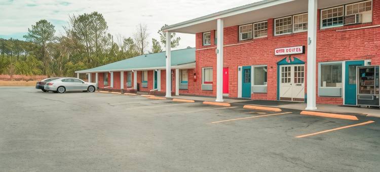 OYO 达拉姆西山酒店(OYO Hotel Durham West Hills)图片