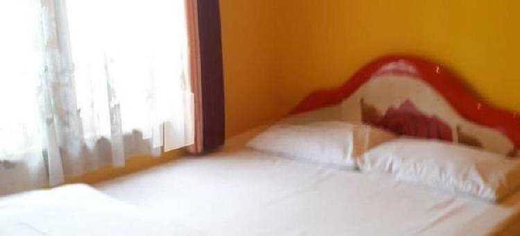 布罗莫英达乐斯塔里民宿-美特拉-RedDoorz(Bromo Indah Lestari Homestay Mitra RedDoorz)图片