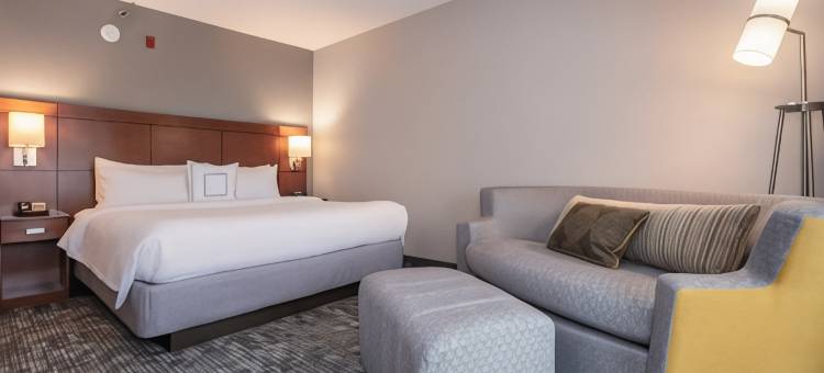 夏洛特诺曼湖万怡酒店(Courtyard Charlotte Lake Norman)图片