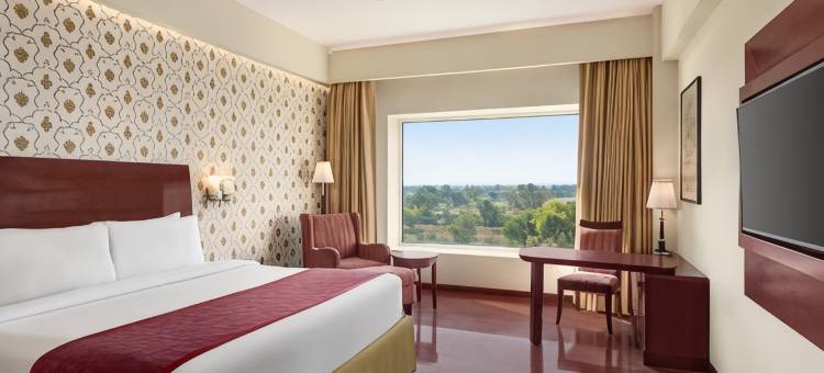 齐普尔斋辛格普拉温德姆华美达酒店(Ramada by Wyndham Jaipur Jaisinghpura)图片