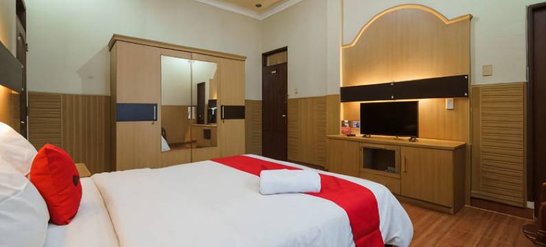 红多兹酒店-近佩玛唐西安塔希望医院(RedDoorz Near RS Harapan Pematang Siantar)图片