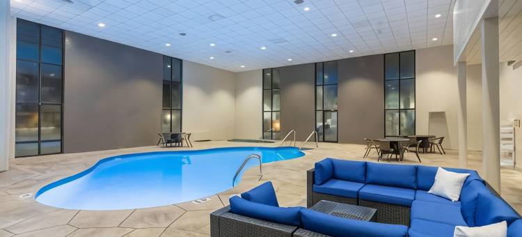 普雷里德欣温德姆美吟温德姆酒店(AmericInn by Wyndham Prairie du Chien)图片