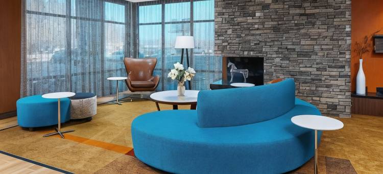弗雷斯诺优胜美地国际机场万枫酒店及套房(Fairfield Inn & Suites Fresno Yosemite International Airport)图片