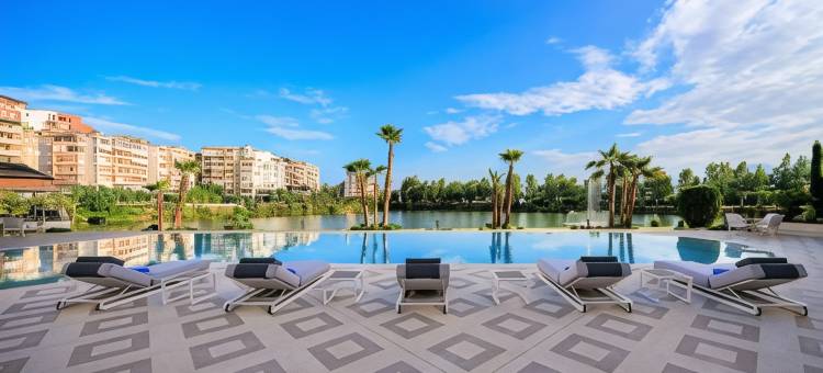 地拉那莫里纳丽笙精选酒店(Radisson Collection Morina Hotel, Tirana)图片