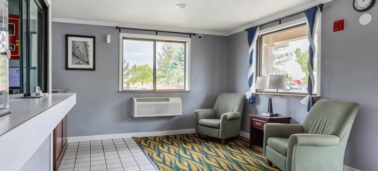 Super Inn by OYO Lansing MI图片