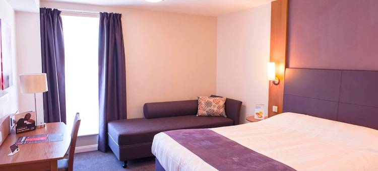 亨普斯特德西部普瑞米尔酒店(Premier Inn Hemel Hempstead West)图片