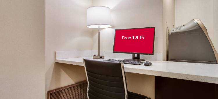 达拉斯艾迪生红顶套房酒店(Red Roof PLUS+ Dallas - Addison)图片