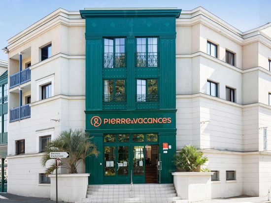 皮埃尔公寓&中心假日酒店