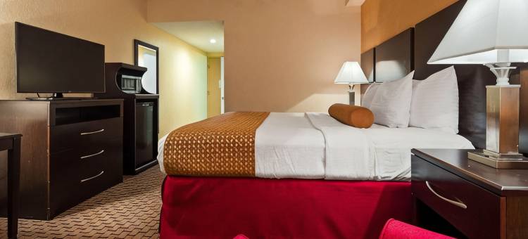 环宇贝斯特韦斯特优质酒店(Best Western Plus Universal Inn)图片