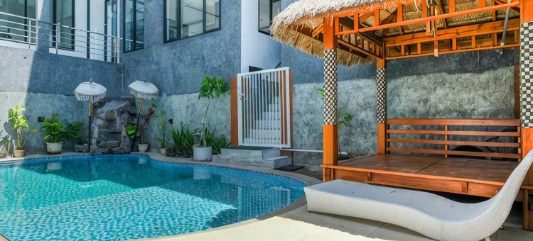 Urbanview Golden Barbie Near Jawa Timur Park 2图片