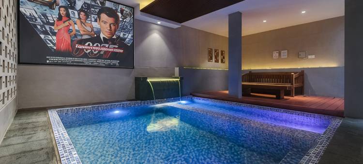 Ngariung Villa W/ Pool & Billiard图片