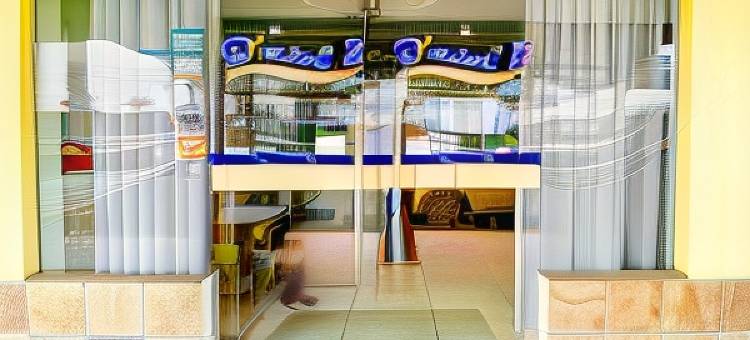 史里肯邦安心灵双迎酒店-2号分店(Sun Inns D2 @ Seri Kembangan)图片