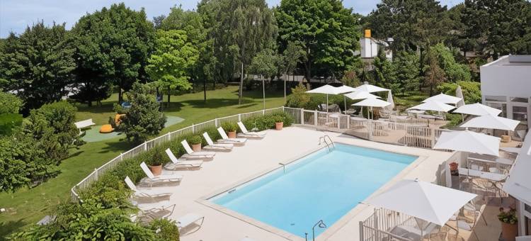 亚眠东部诺富特酒店(Novotel Amiens Pôle Jules Verne)图片