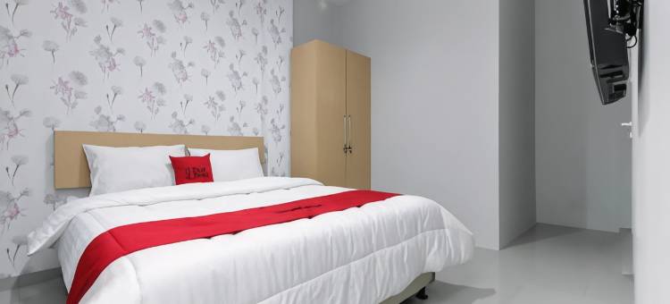 红多兹伊斯兰酒店-近勿加泗大都会购物中心(RedDoorz Syariah Near Metropolitan Mall Bekasi)图片